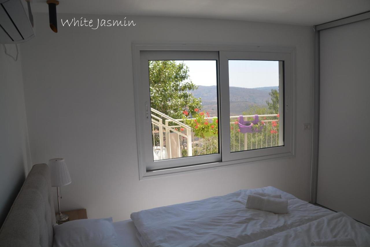 Jasmin Suites Majdal Shams Exterior foto