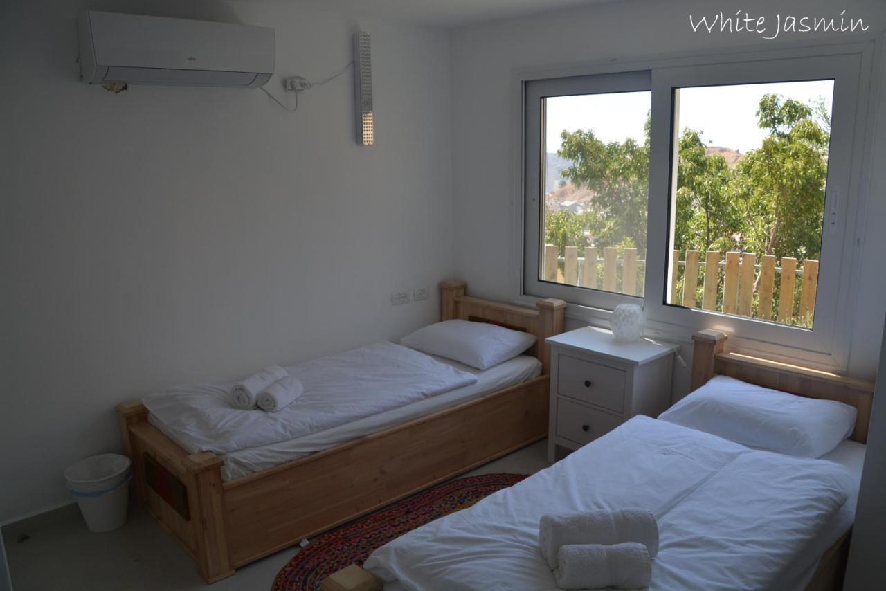 Jasmin Suites Majdal Shams Exterior foto